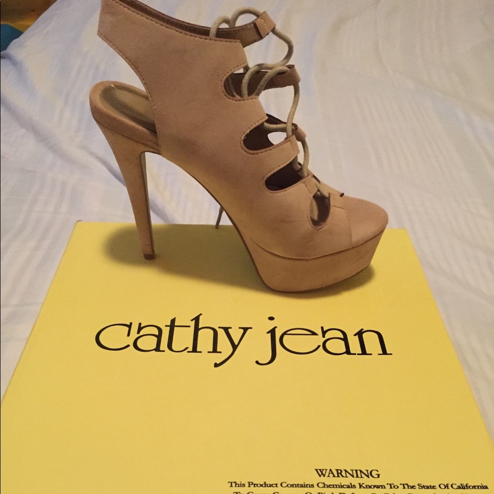 Cathy Jean heels brand new